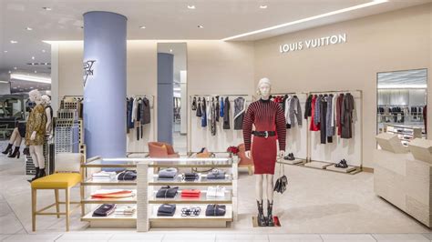 louis vuitton vancouver holt renfrew|louis vuitton factory outlet canada.